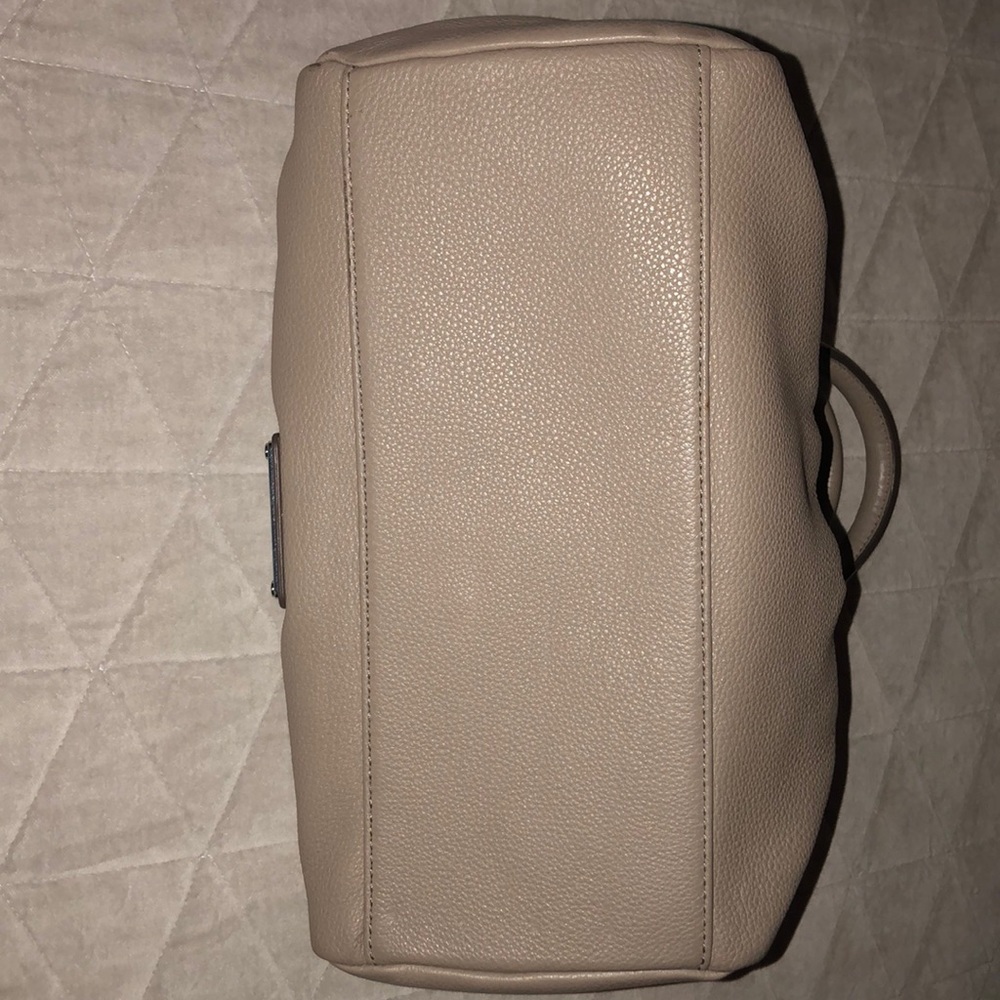 Marc Jacobs Classic Leather Satchel - Picture 5 of 6